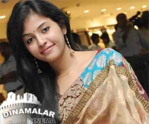 Lip kiss is not wrong says anjali