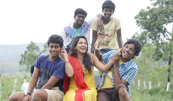 Is-Tamil-cinema-encouraging-children-to-riot