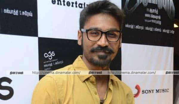 Lead-heroines-approach-Dhanush-for-chances