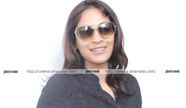 Women-directors-also-can-made-record-says-Aishwarya-Dhanush