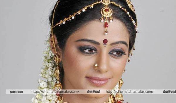 Next-year-marriage-:-Priyamani
