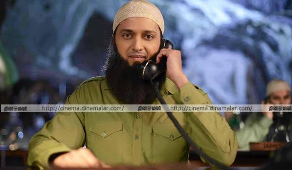 Riteish-Deshmukhs-look-from-the-film-Bangistan-out