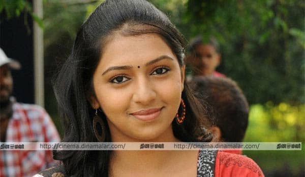 Lakshmi-Menon-sings-a-song-for-Filter-coffee