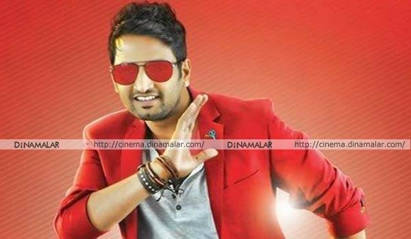 I-will-not-follow-other-actors-style-says-Santhanam