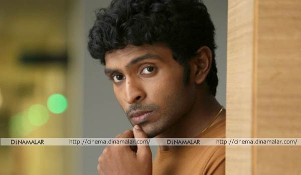 So-tought-to-act-with-actress-when-they-didnt-know-language-says-Vikram-prabhu