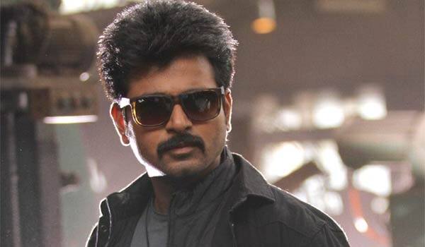 I-will-not-competitive-with-Santhanam-says-Sivakarthikeyan