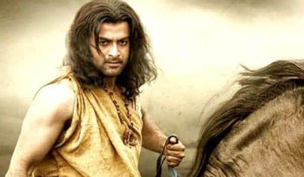 Prithviraj-acting-in-Histroical-film-300-years-ago