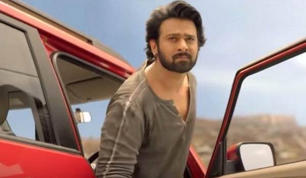 Prabhas-donated-Rs.15-Lakhs-for-TN-relief-fund