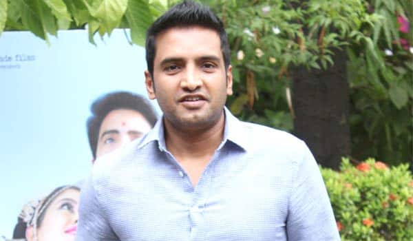 Why-Santhanam-not-acting-in-Rajesh-film