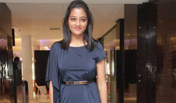 I-will-commit-new-film-after-releasing-Mellisai-says-Gayathiri