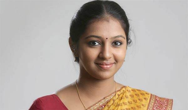 Lakshmi-menon-says-no-to-Sister-role