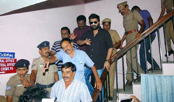 Beep-Song-Issue---Simbu-appear-in-Kovai-Police-Station