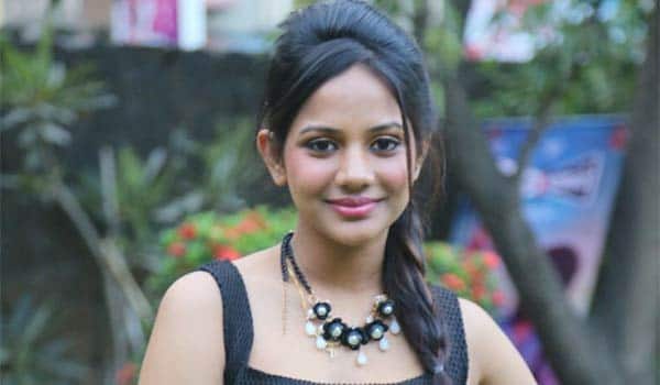 Aishwaryadutta-continuing-as-insurance-agent