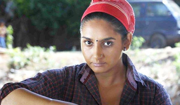 Ragini-dwivedi-acts-without-make-up
