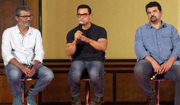 Who-am-I-to-give-advice-for-Salman-says-Aamirkhan