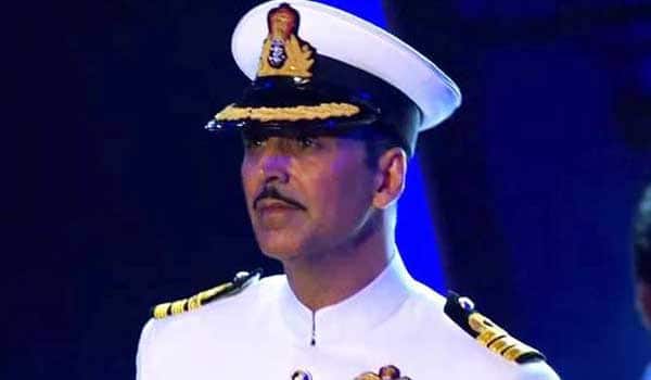 Akshay-call-himself-lucky-to-play-role-of-Navy-Officer-in-Rustom