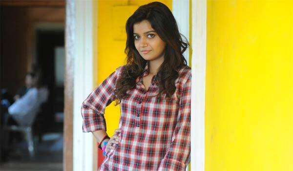swathi-builds-a-shooting-house-in-hyderabad