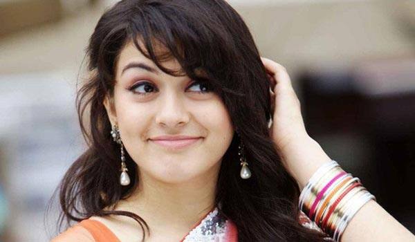10-thousand-questions-to-Hansika