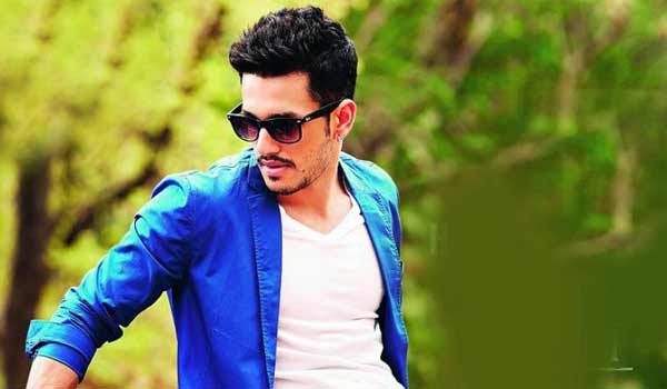 akhil-next-movie-is-to-direct-by-the-director-maruthi