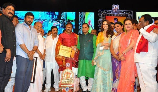 chiranjeevi-stops-his-shooting-for-the-celebration-of-mohan-babu-40th-year-in-cine-industry
