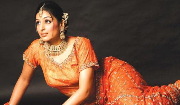 Padmapriya-plans-for-dance-show