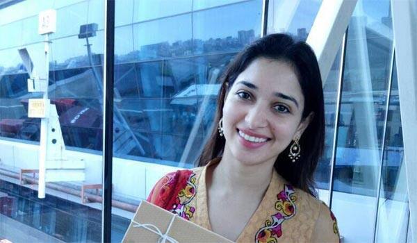 tamanna-say-about-AAA-movie-to-her-fans