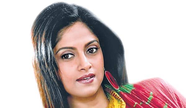 want-to-fit-in-the-role-and-want-to-act-the-best-says-actress-nadhiya