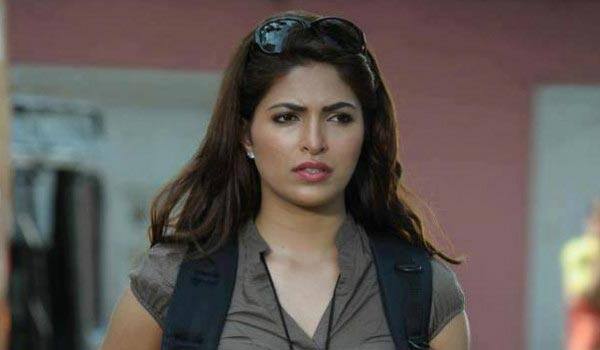 Parvathy-Omanakuttan-faces-hate-campaign!