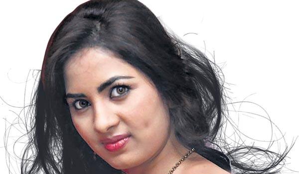 srushti-doge-takes-tamanna-as-her-role-madel