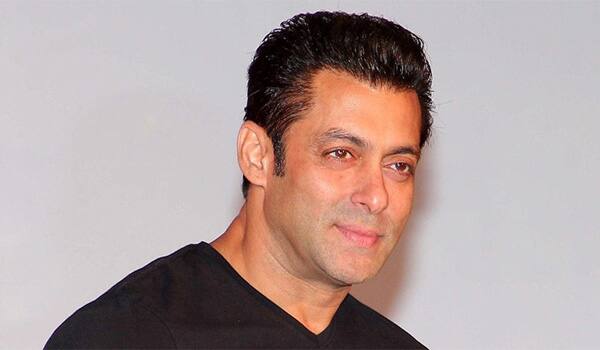 Salman-Khan-will-be-seen-playing-double-role-cameo-in-Judwaa-2