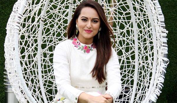 Marriage-is-not-on-the-cards-says-Sonakshi-Sinha
