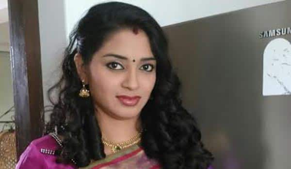 my-director-made-a-super-villi-in-the-serials-says-actress-jeevitha