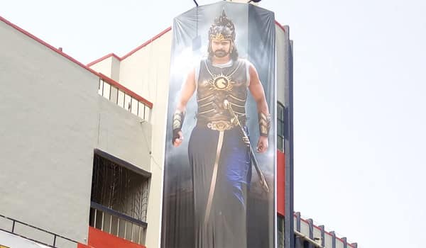 Bahubali-2-ticket-sold-for-Rs.5000