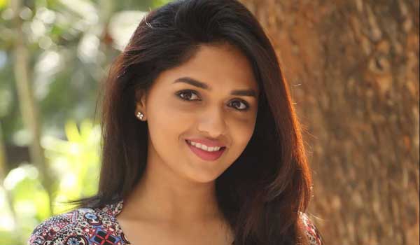 Sunanina-joins-in-Gowtham-menon-movie