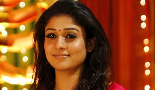Nayanthara-acting-as-mother-to-4-year-old-child