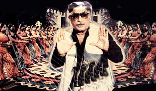 Sivaji-acts-as-movie-director-in-Saadhanai