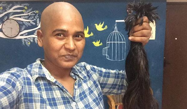 Director-Usha-Krishnan-donate-her-hair-to-help-cancer-people