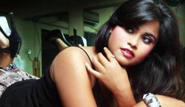 Bojpuri-Actress-Ajnali-rao-commits-suicide
