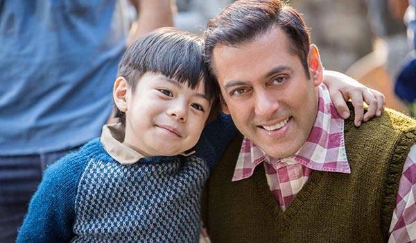 Film-Tubelight-has-released-in-world-with-5550-screens