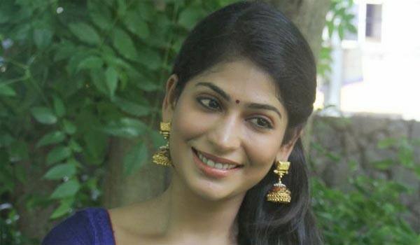 Vijayalakshmi-turn-as-lyricist