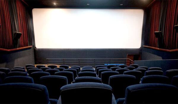 People-not-interested-to-see-movies-in-theatres