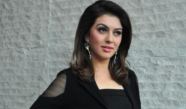 30-lakhs-followers-for-Hansika-in-Twitter