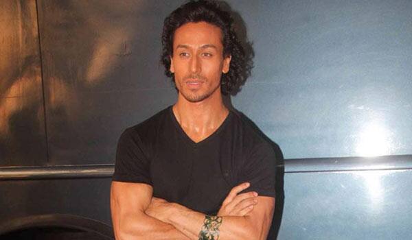 Tiger-Shroff-to-start-shoot-of-Student-of-The-Year-2-from-October