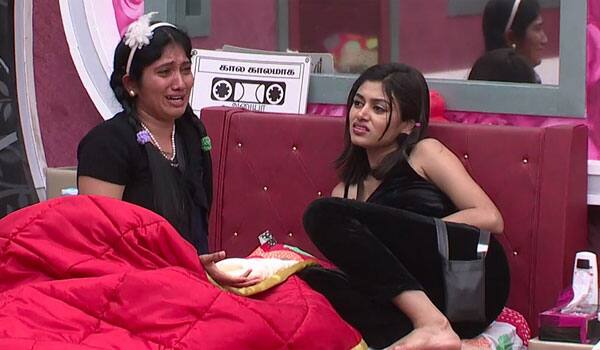 Bigboss-plans-to-fulfill-oviya-and-julie-place