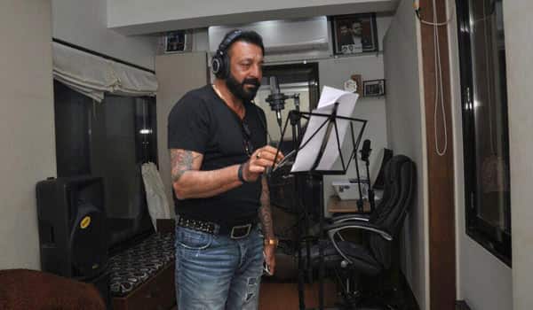 Sanjay-Dutt-will-be-seen-singing-song-in-Film-Bhoomi