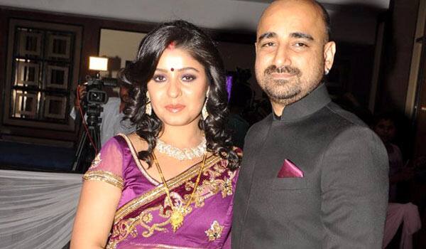 Singer-Sunidhi-Chauhan-is-Pregnant