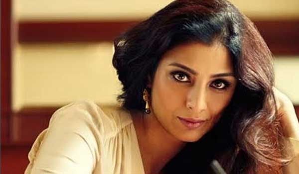 Actress-Tabu-to-have-cameo-in-the-Biopic-of-Sanjay-Dutt