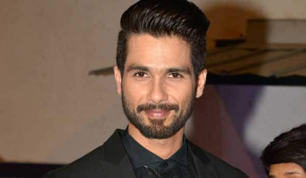 Shahid-Kapoor-to-play-role-of-Lawyer-in-Shree-Narayan-Singhs-next-film-Roshni