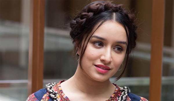 Shraddha-Kapoor-takes-stand-for-animals