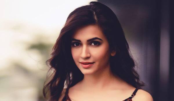 If-I-was-not-an-actress-then-I-would-have-been-a-house-wife---Kriti-Kharbanda